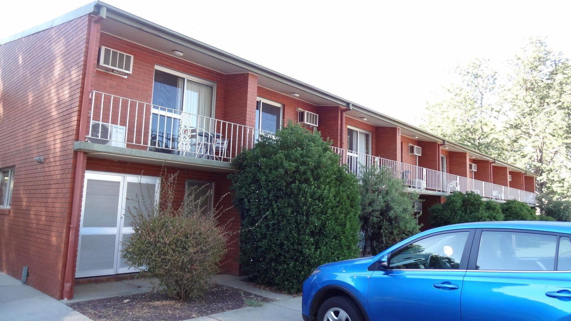 Corowa Golf Club Motel Exterior photo